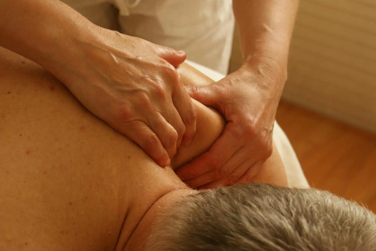 frozen shoulder massage